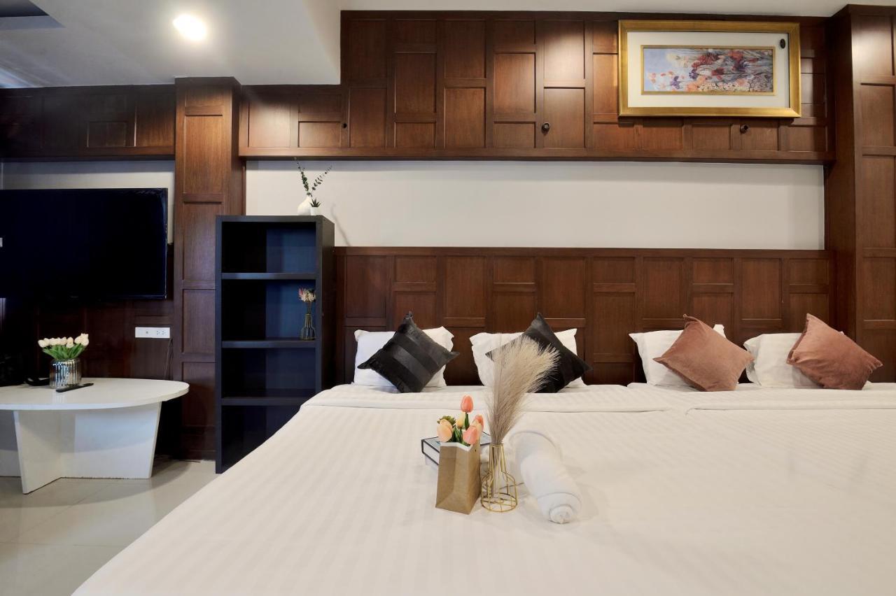 De Lux Bangkok Hotel Exteriör bild